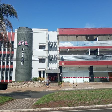 Готель Carlton Plaza Torre Араша Екстер'єр фото